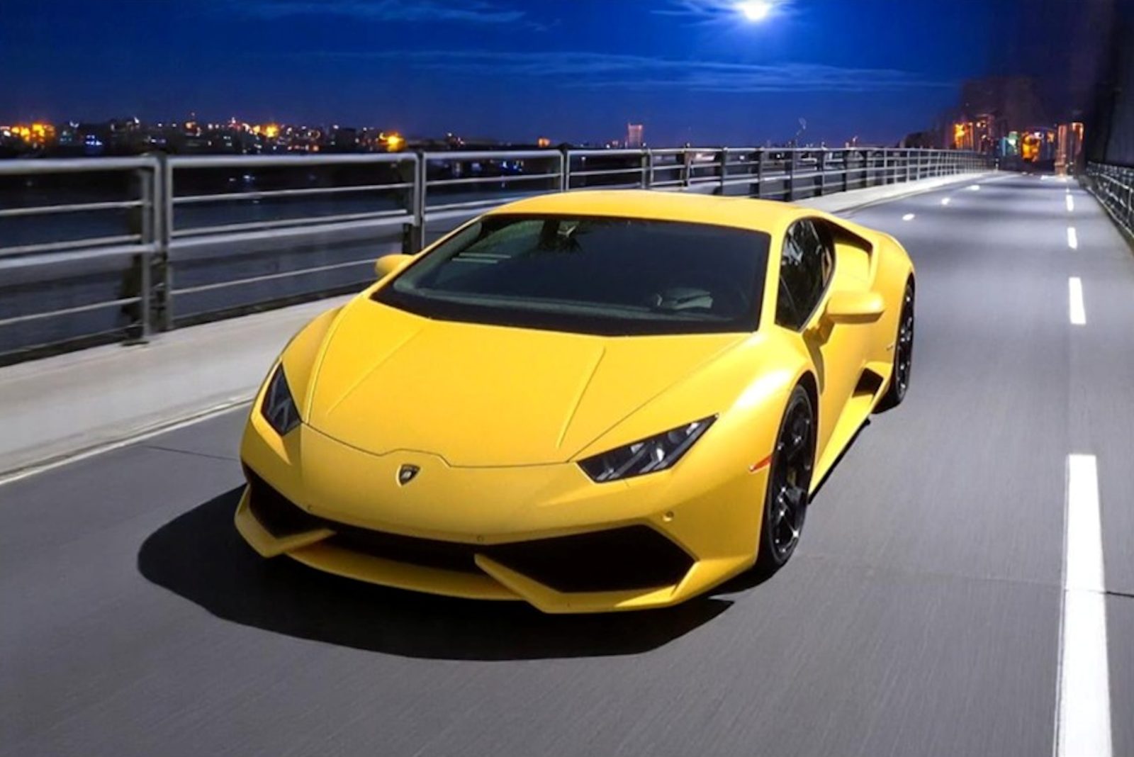 2021 LAMBORGHINI HURACAN photo