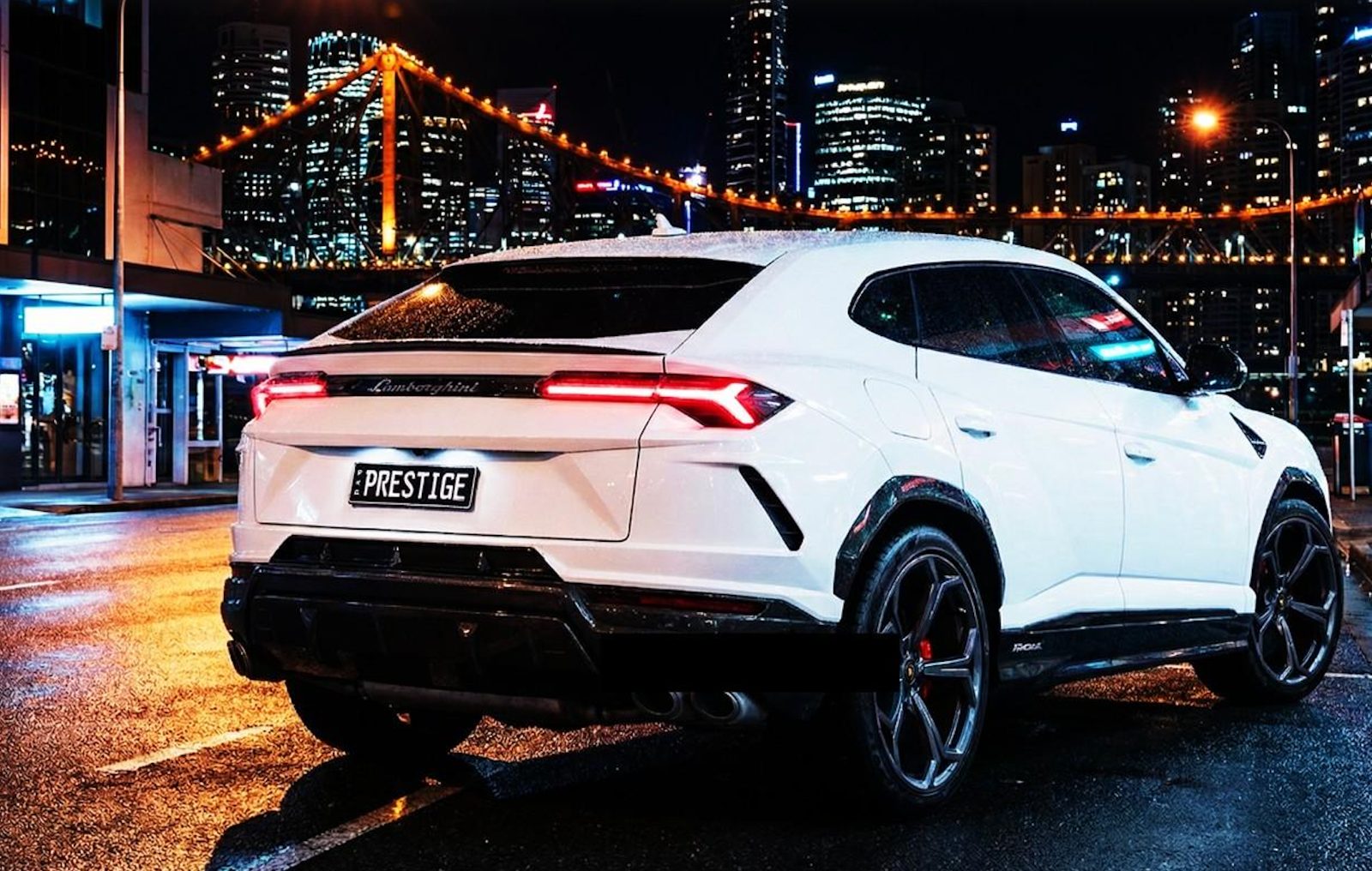 2021 LAMBORGHINI URUS PERFORMANTE photo