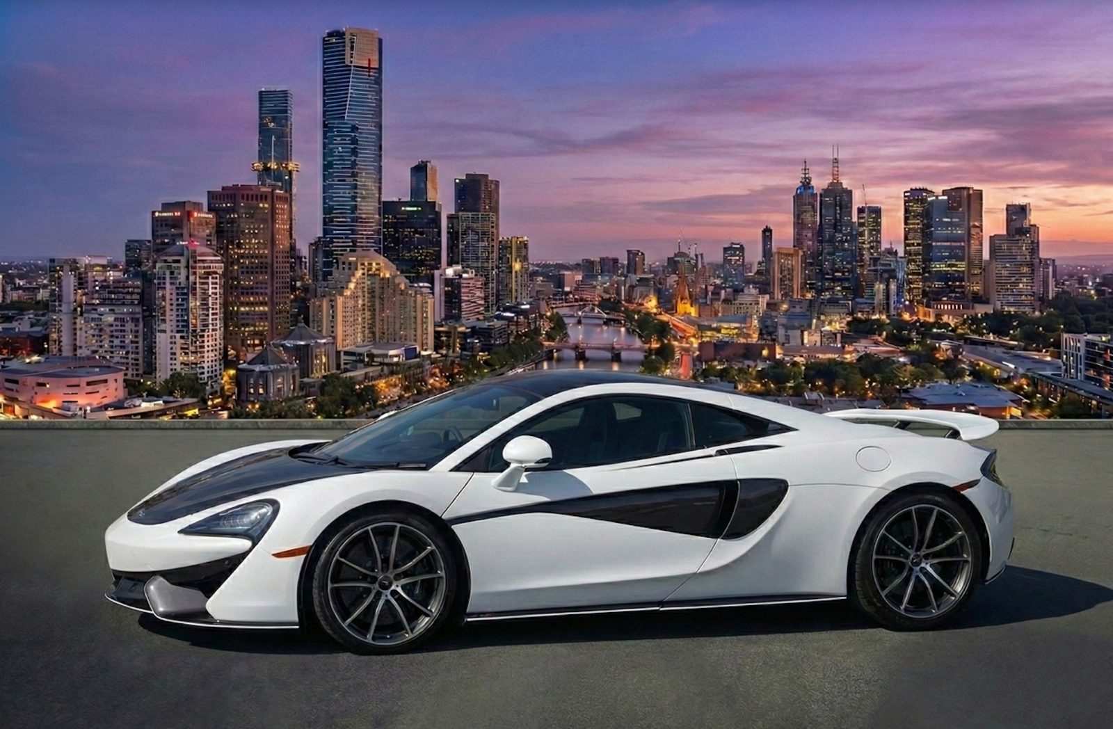 2017 MCLAREN 570GT photo