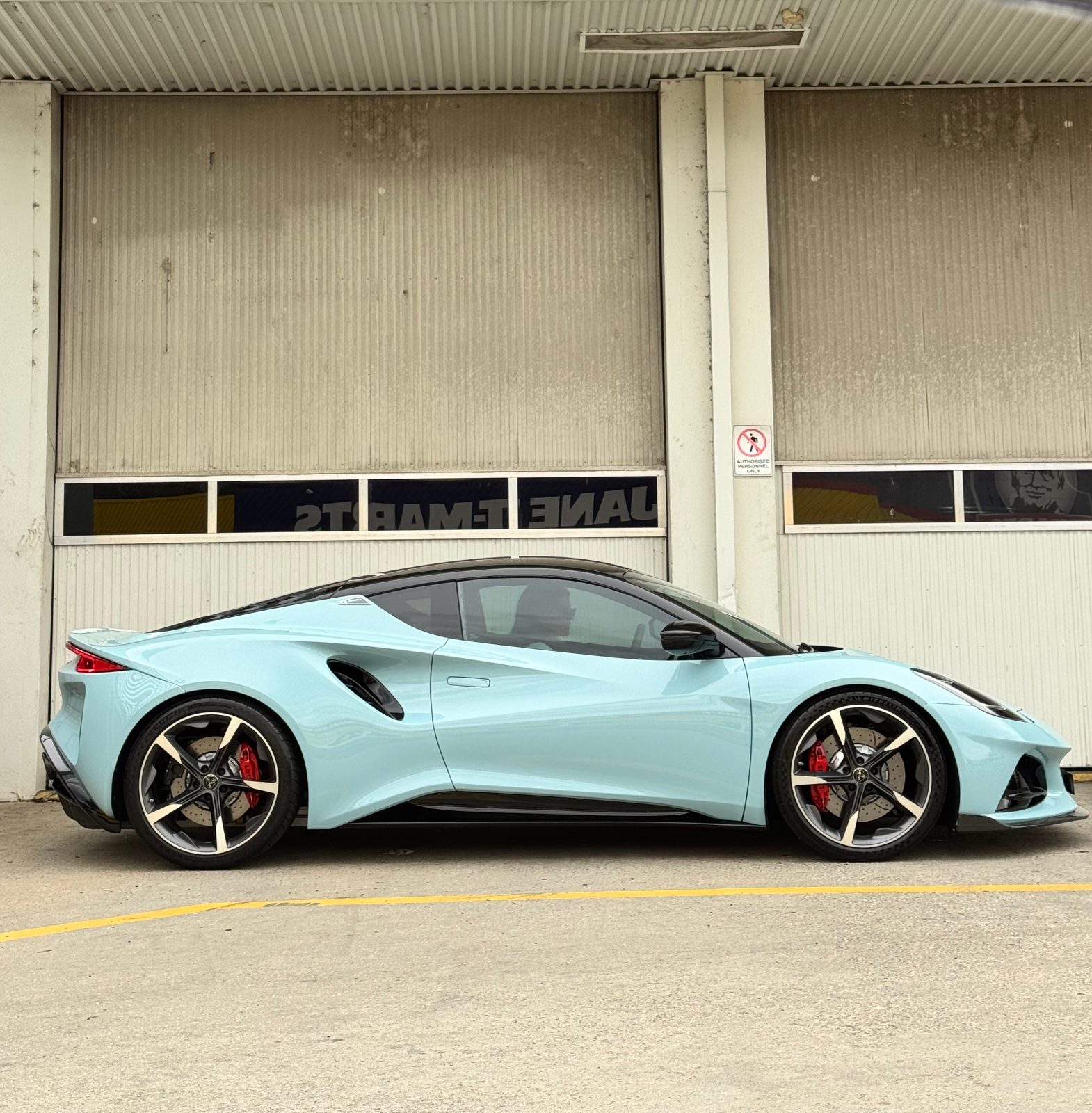 Lotus Emira