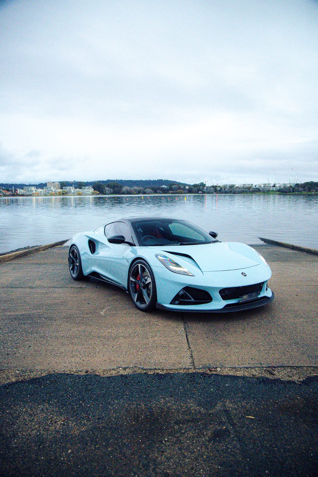 2024 Lotus Emira photo